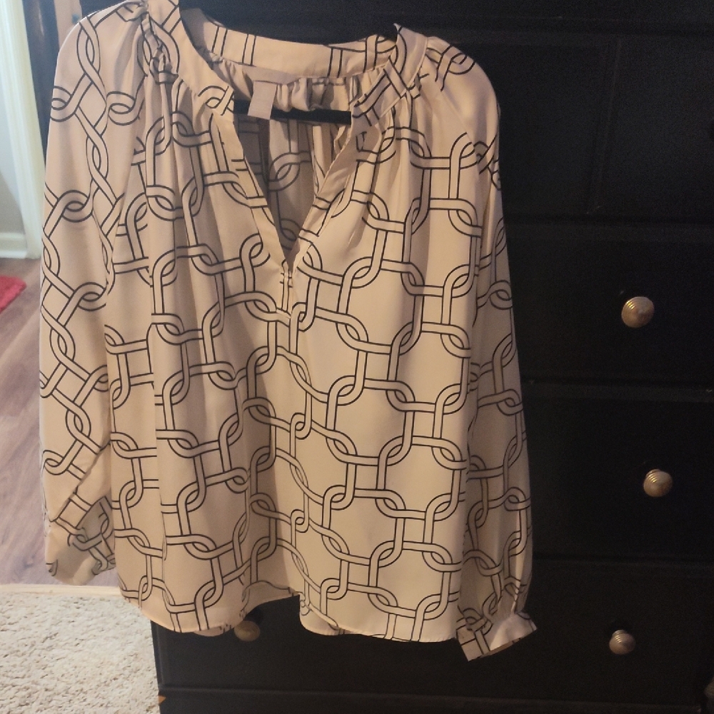 H&M Cream Blouse with Black Geometric Chain Print